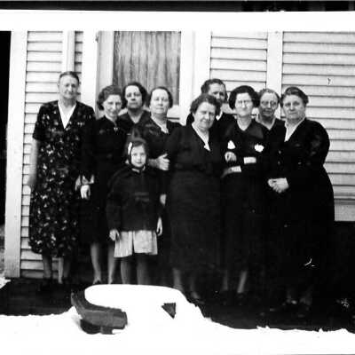 A Group of Women at Uncle Rubes