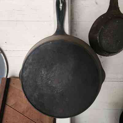 Cast Iron Skillet