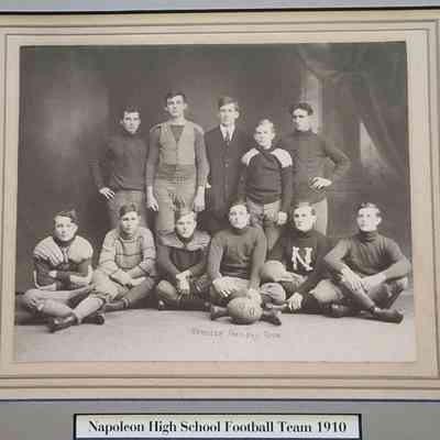 1910 NHS Football Team Cabinet Card Photo