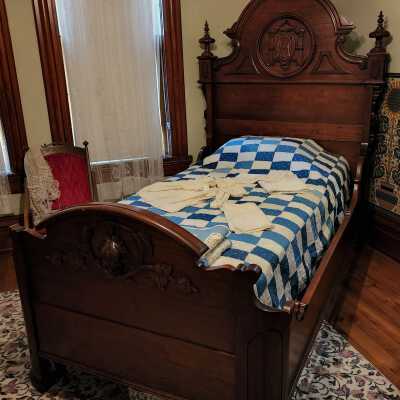 1880 Walnut Twin Bed, Large Ornate Finial