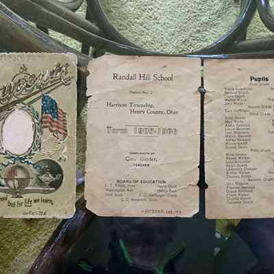 1905-06 Randal Hill School, Souvenir Class Roster