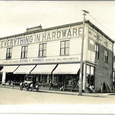 Bryan & Minnich Hardware in Liberty Center