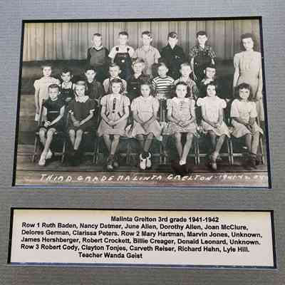 1941-42 Malinta-Grelton 3rd Grade Class Photo