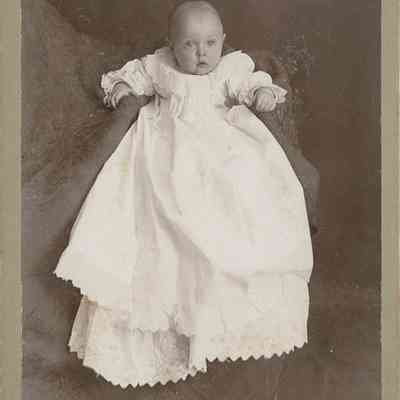 Photo of Unidentified Infant in the Mohler/Follett Family