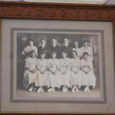 1917 Grelton Graduation Class Photo