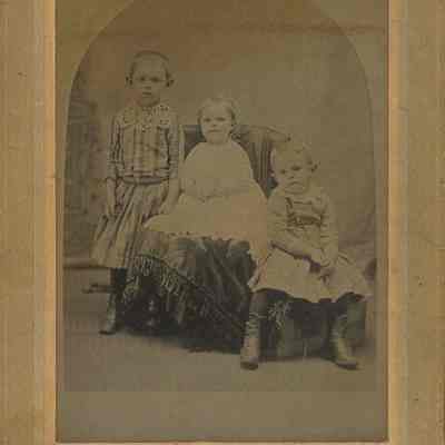Cloyce, Mame and Mel Showman Photo