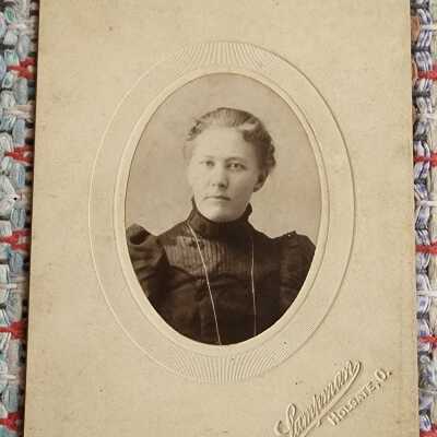 Lampman Photo, Holgate, Oh, Anna Groll