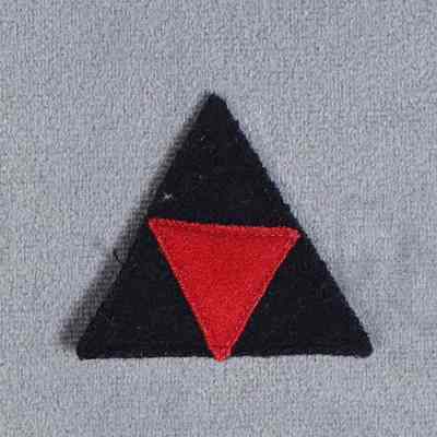 1942-1945 British Army 3rd Infantry Division shoulder patch