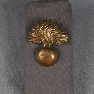 Badge, Cap
