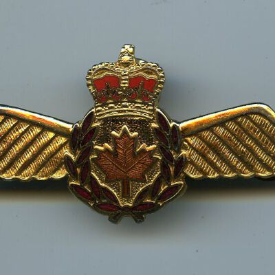1980's Canadian Forces pilot's wing qualification badge