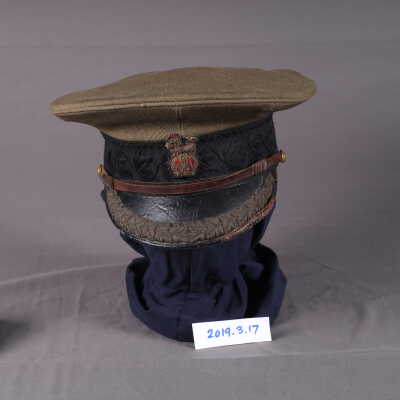 Cap, Service