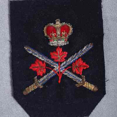 1953-1968 Royal Canadian Army Cadets jacket badge.