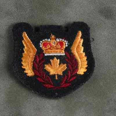 1968-1970 Canadian Forces Flight Crew wing qualification badge.