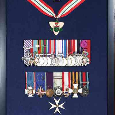 2013 Queen Elizabeth II 60th Anniversary Jubilee Medal