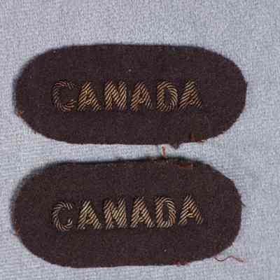 1942-1945 Canadian Women's Army Corps shoulder flash