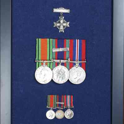1944 Canadian Memorial Cross, Lieutenant Albert Homer Brown