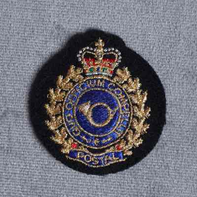1994 Canadian Forces Postal Branch cap badge