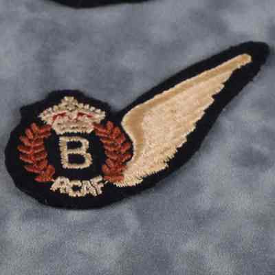 1943-1945 Royal Canadian Air Force Bomb-Aimer's qualification wing badge.