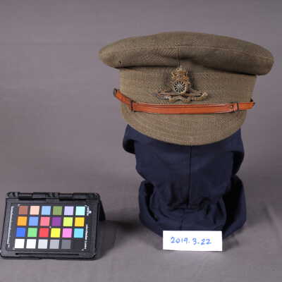 Cap, Service