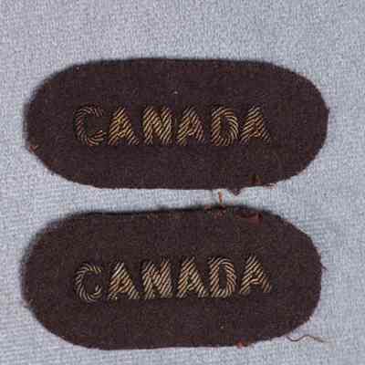 1942-1945 Canadian Women's Army Corps shoulder flash