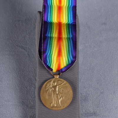 1914-1919 Allied Victory Medal "Sapper J.W. Sanders, C.E."