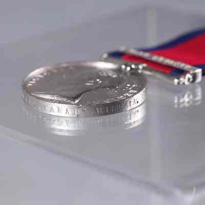 Medal Rim Right View