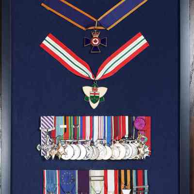 1977 Queen Elizabeth II 25th Jubilee Medal.