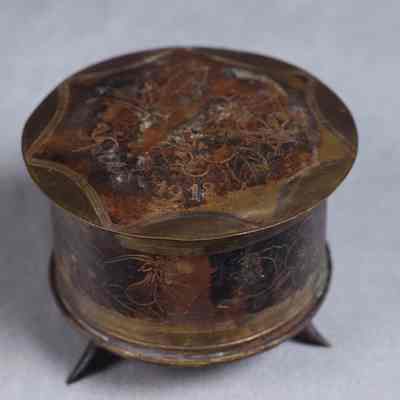1916-1918 French/Belgian civilian 75mm caliber shell casing souvenir lid