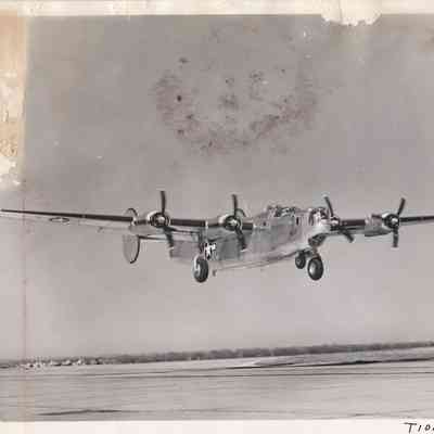 B-24 T10172 Airborne