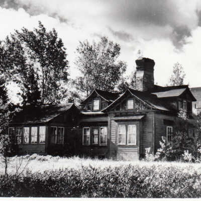 Photograph- Abandoned House in Sellwood.