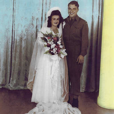Wedding Photo: Couple Unknown