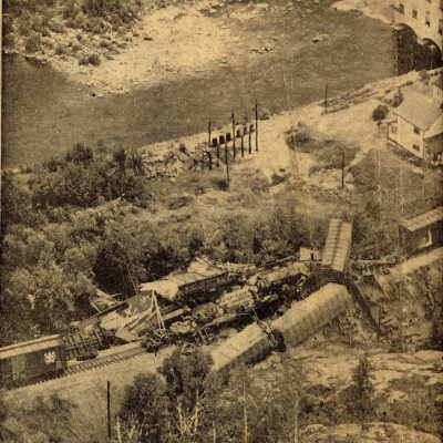 Newspaper Article - Star's Aerial Camera at Friday's Wreck