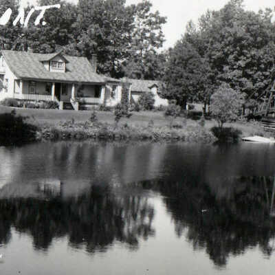 Photograph - Unidentified house, Field, Ontario