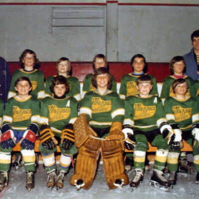 Photograph, 1974-1975 Mazzuca Motors Team.