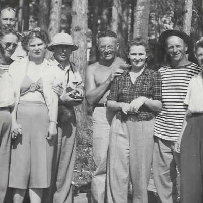 Esther and Harold Prescott and the Marsdalls as well as D. Holden, 1948