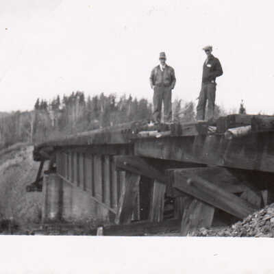 Photograph- "Gordon and Jack at Milnet"