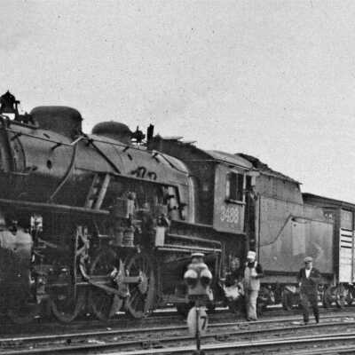 Photograph - Canadian National Railways locomotive no. 3488