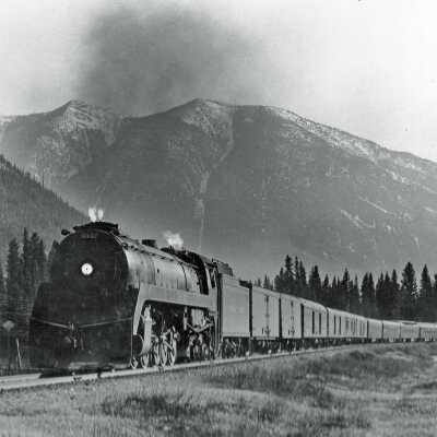 Photograph, CPR Locomotive 5932.