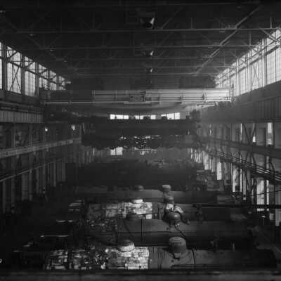 Photograph, Pt. St. Charles Canadian National Railways (CNR) shops, hoisting a 6100 locomotive.