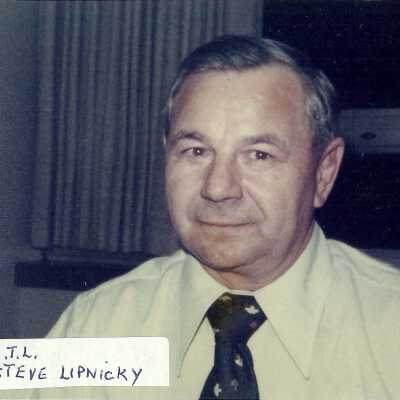 Photograph, Steve Lipnicky.