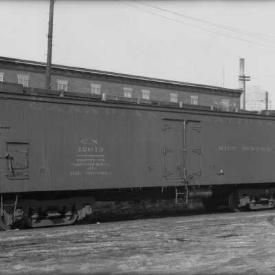Photograph, Canadian National Railways (CNR) refrigerator car (Milk shipments).