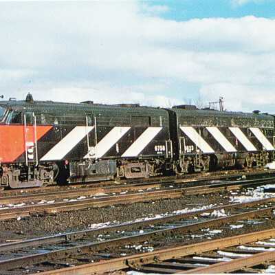 Photograph, CNR Engine 6758.