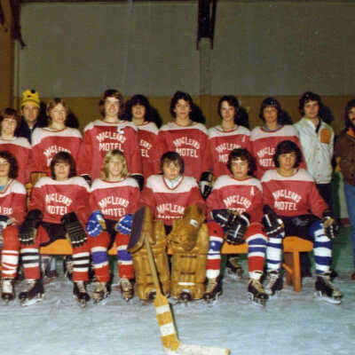 Photograph, 1975-1976 MacLeans Motel Team.
