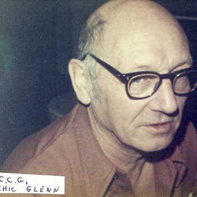 Photograph, Chic Glenn.