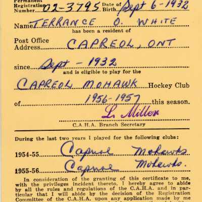 Hockey Player's Registration Certificate belonging to Terrance O'White