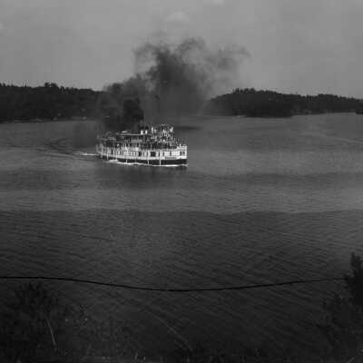Photograph, Steamer Sagamo on Muskoka Lakes.
