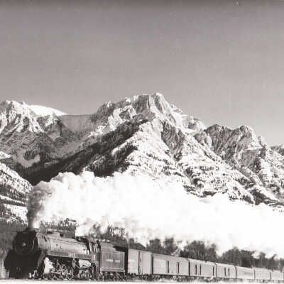 Photograph: "CPR Engine no. 5927"