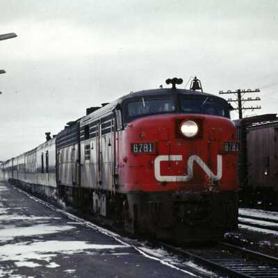 Photograph - CN train no. 6781