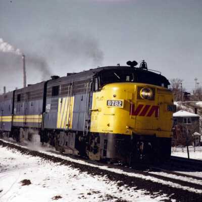 Photograph - VIA Rail train no. 6782