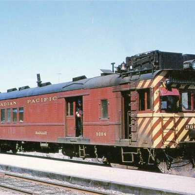 Photograph, Postcard, Canadian Pacific Gas Electric 9004, Guelph, Ontario.